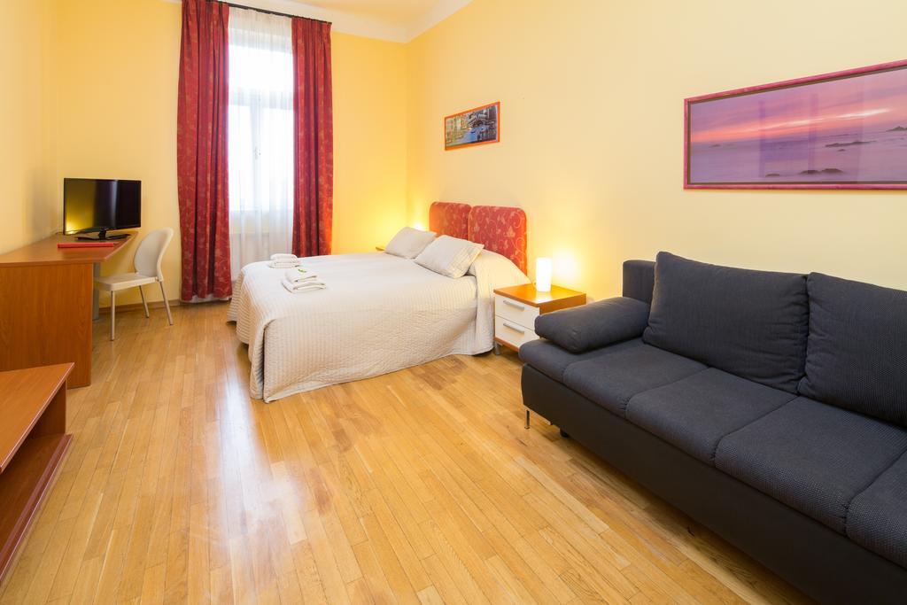 City Lounge Hotel براغ الغرفة الصورة
