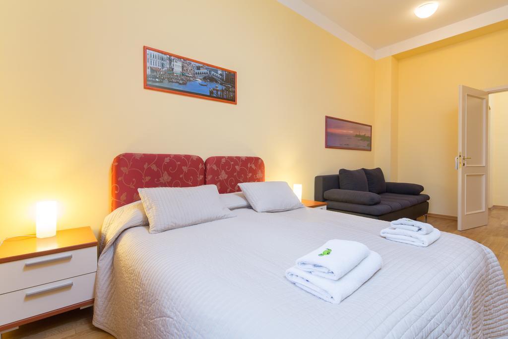 City Lounge Hotel براغ الغرفة الصورة