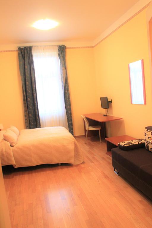 City Lounge Hotel براغ المظهر الخارجي الصورة