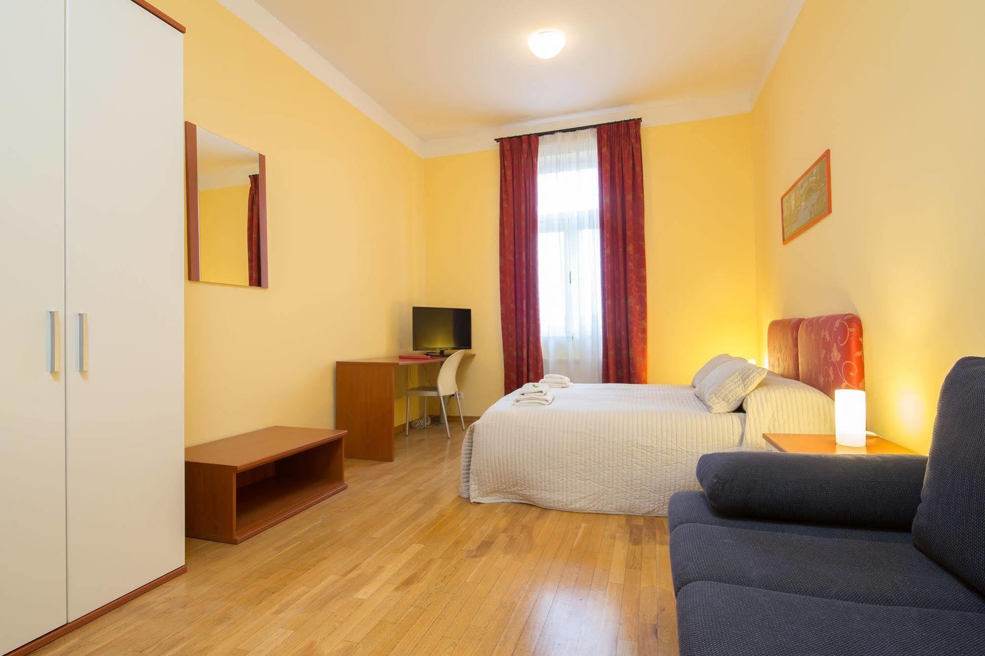 City Lounge Hotel براغ المظهر الخارجي الصورة